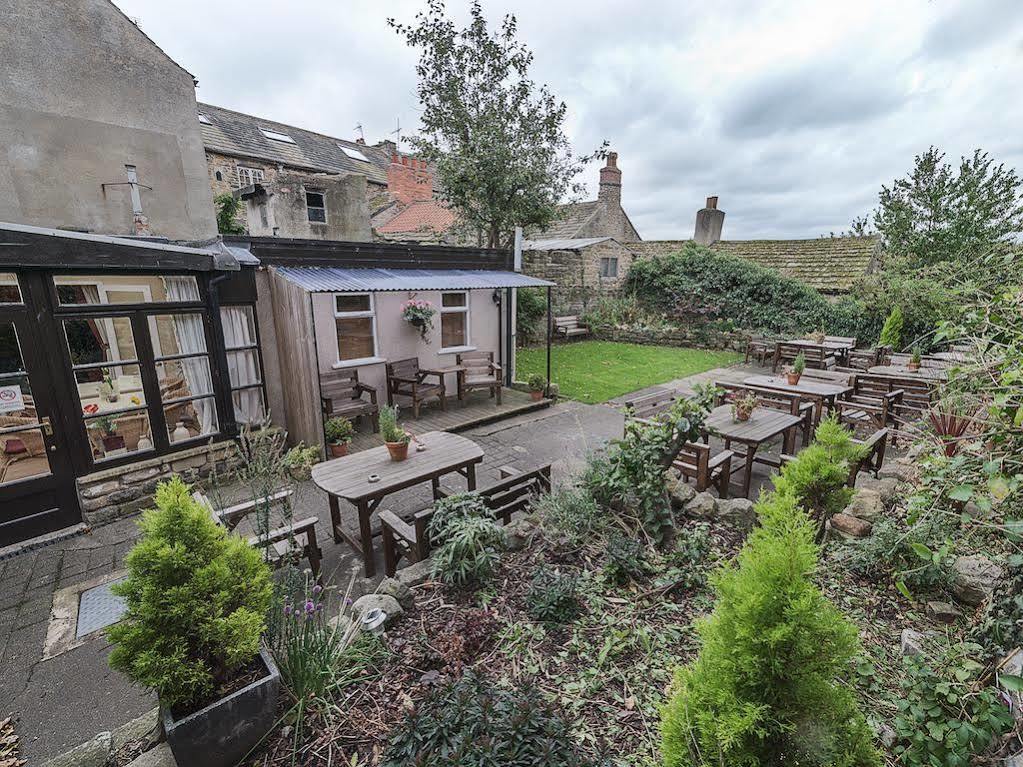 The Old Well Inn Barnard Castle Exterior photo